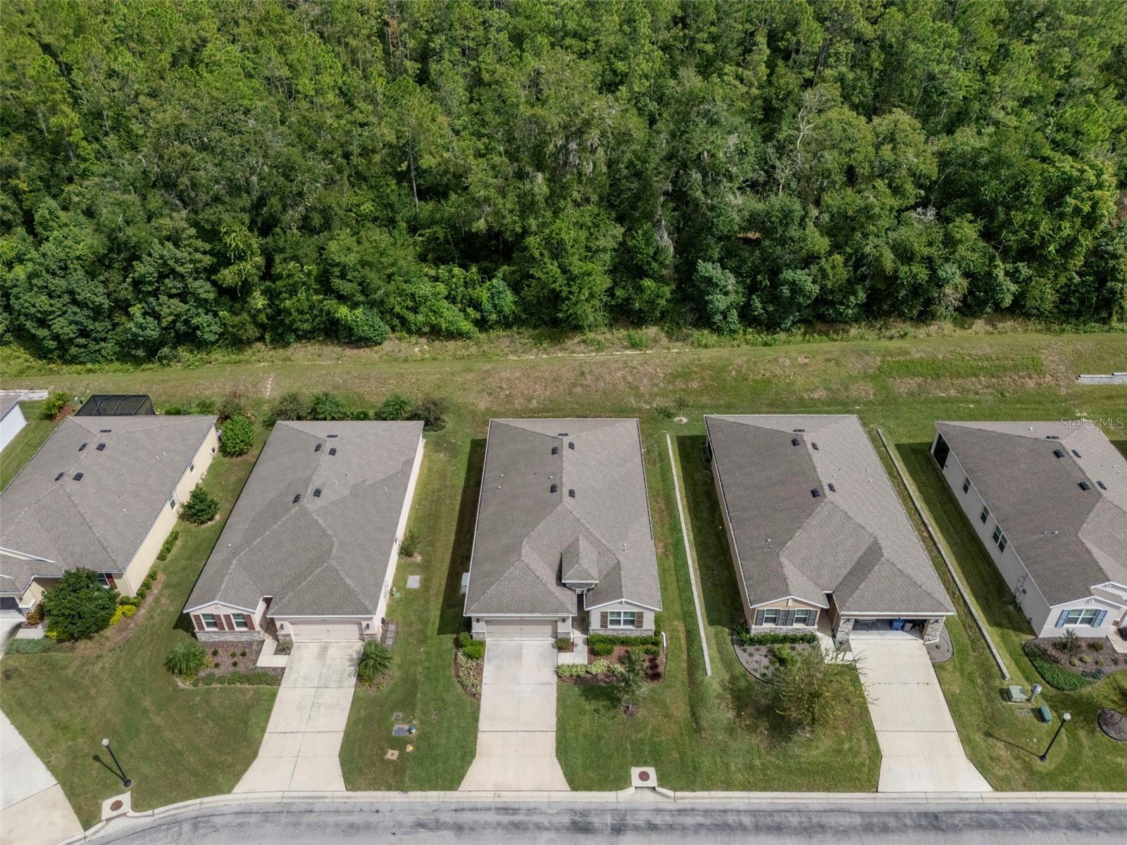 12735 Eastpointe Dr Property Photo 45