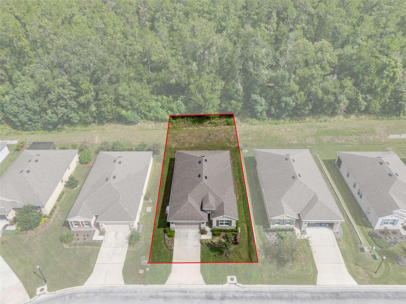 12735 Eastpointe Dr Property Photo 46