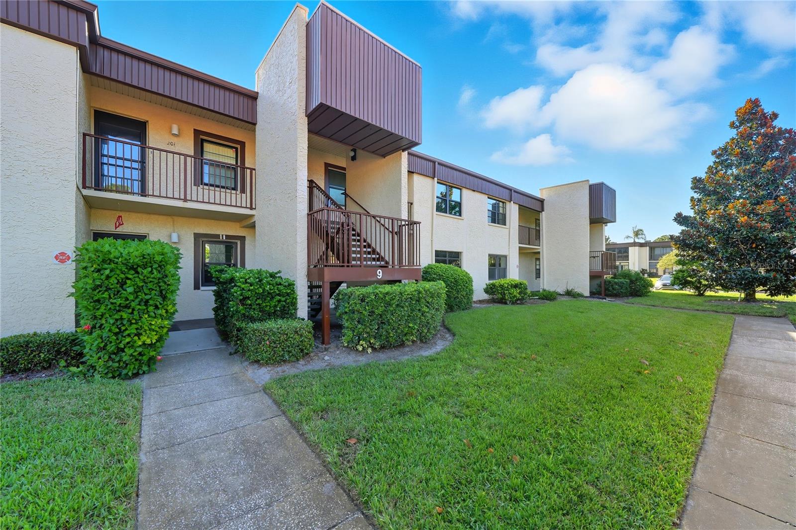 2400 Winding Creek Blvd #9-202 Property Photo 1