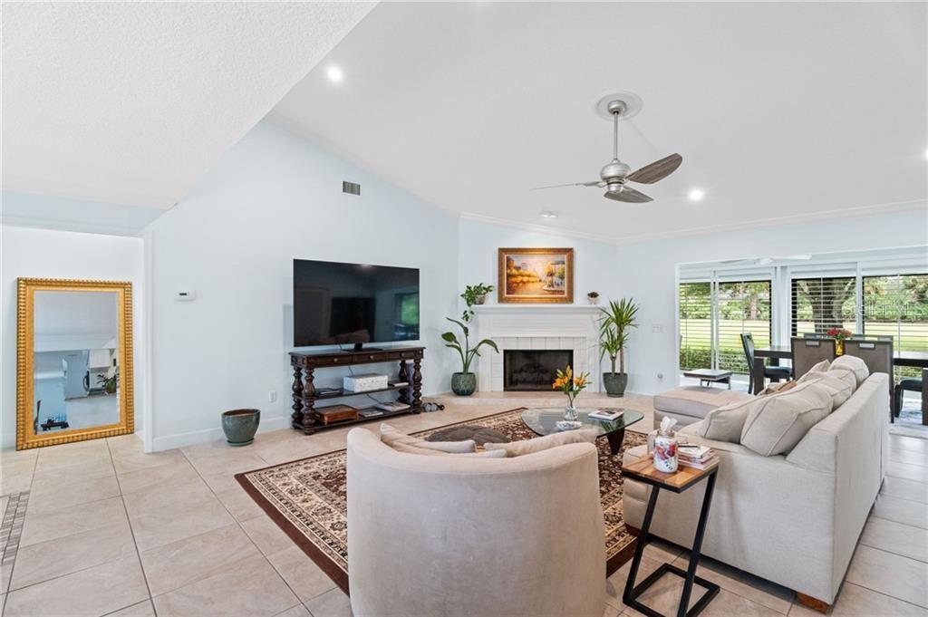 TB8434622 Property Photo 5