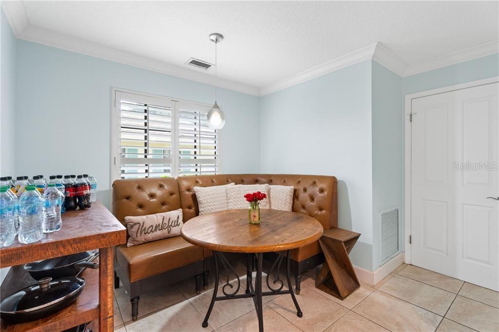 TB8434622 Property Photo 12