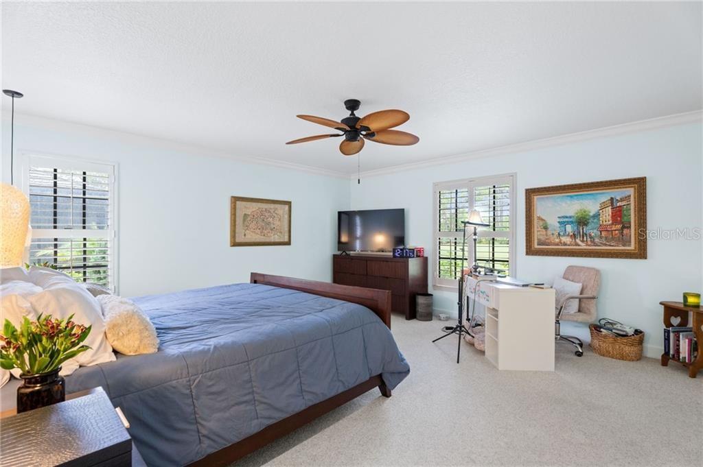TB8434622 Property Photo 17