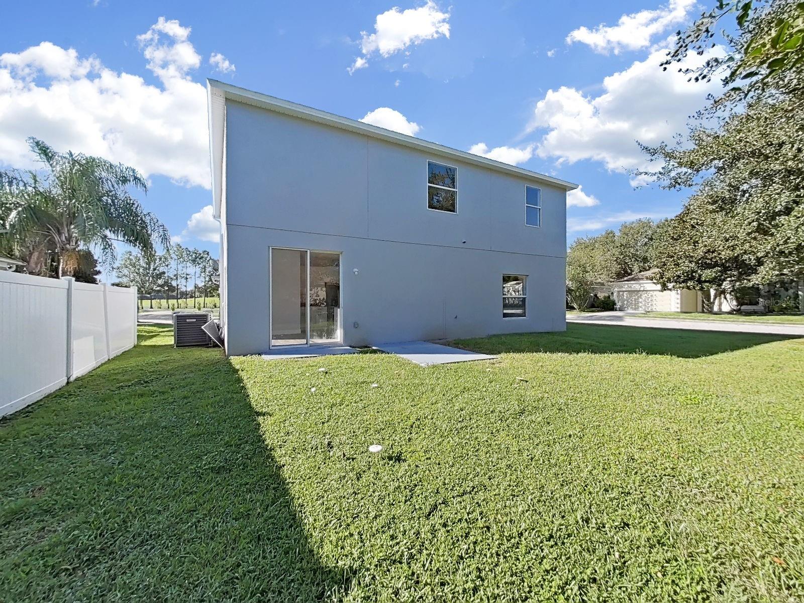 1830 Van Allen Loop Property Photo 4