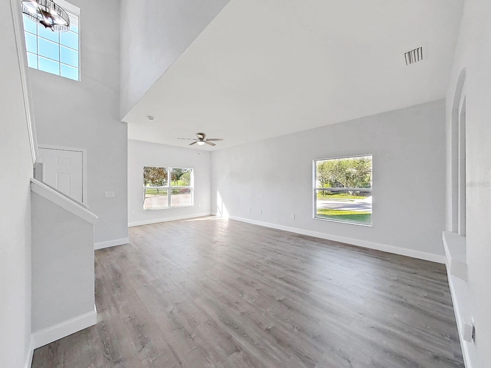 1830 Van Allen Loop Property Photo 9