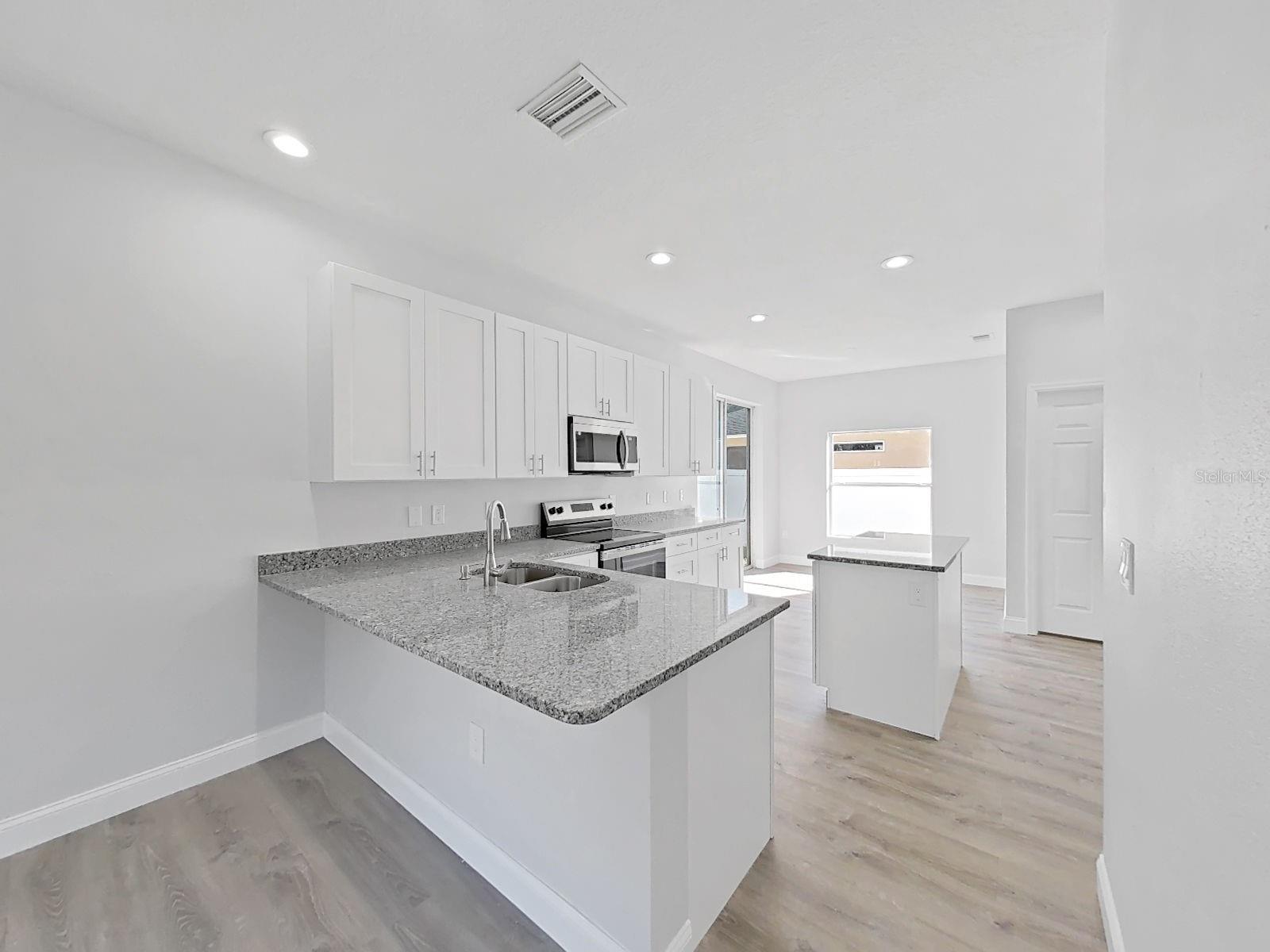 1830 Van Allen Loop Property Photo 14