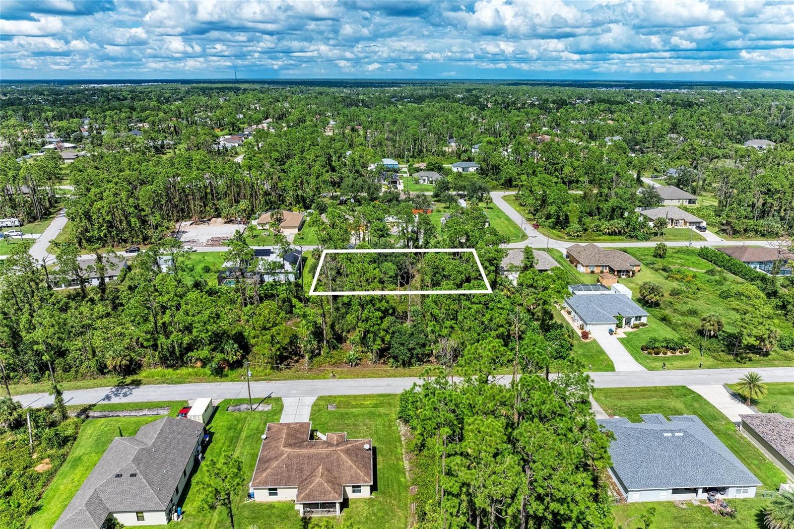 1139164804, 1139164805 Foxglove Ave #lot 4, Lot 5 Property Photo 2