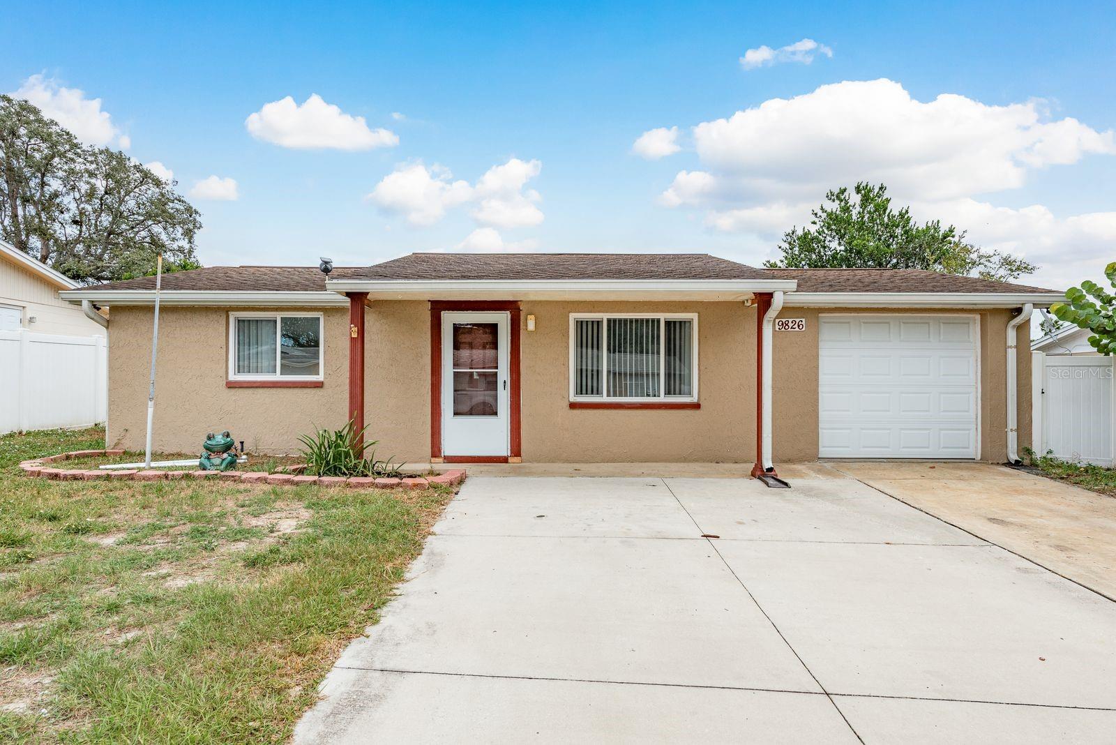 9826 Rainbow Ln Property Photo 1