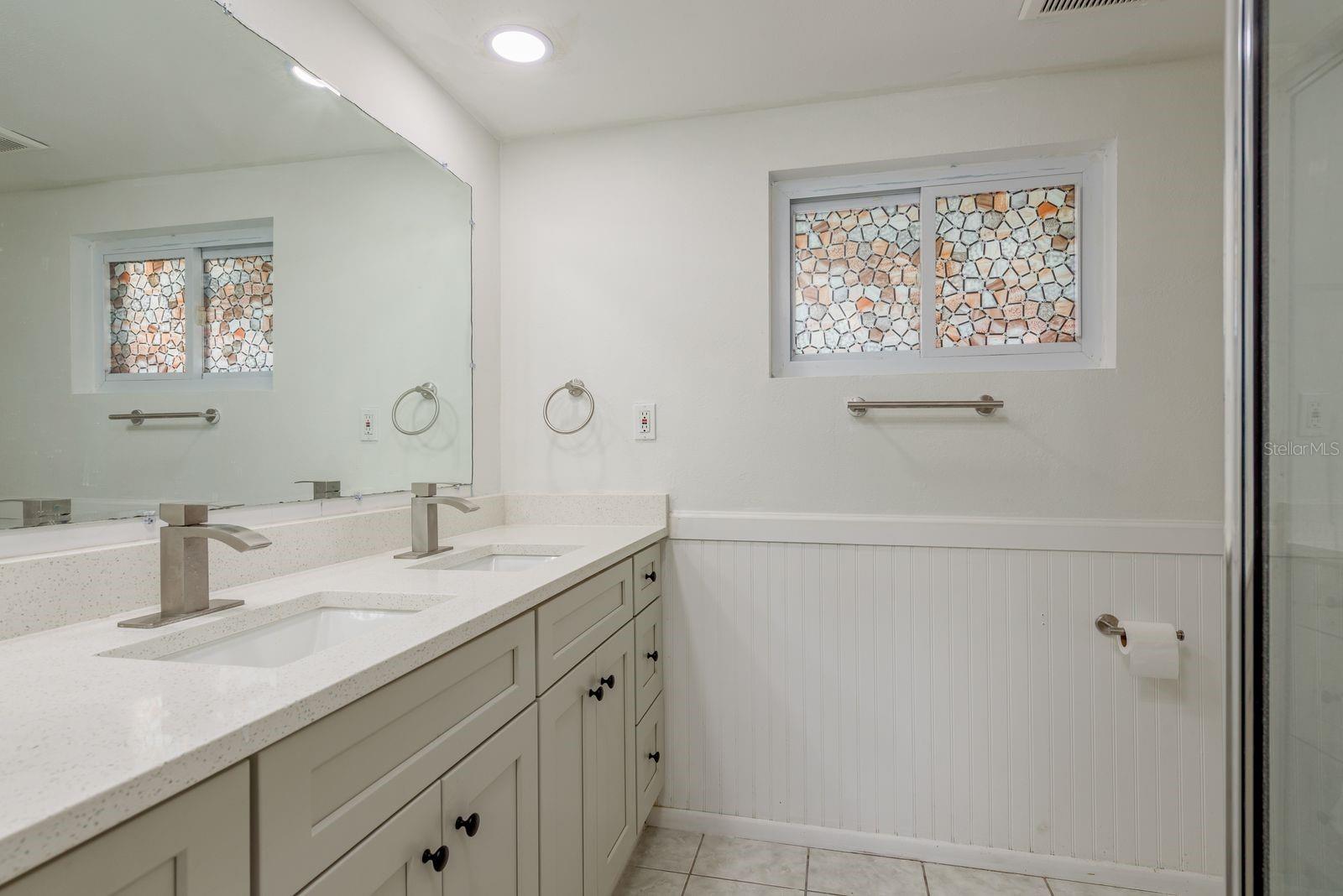 9826 Rainbow Ln Property Photo 10