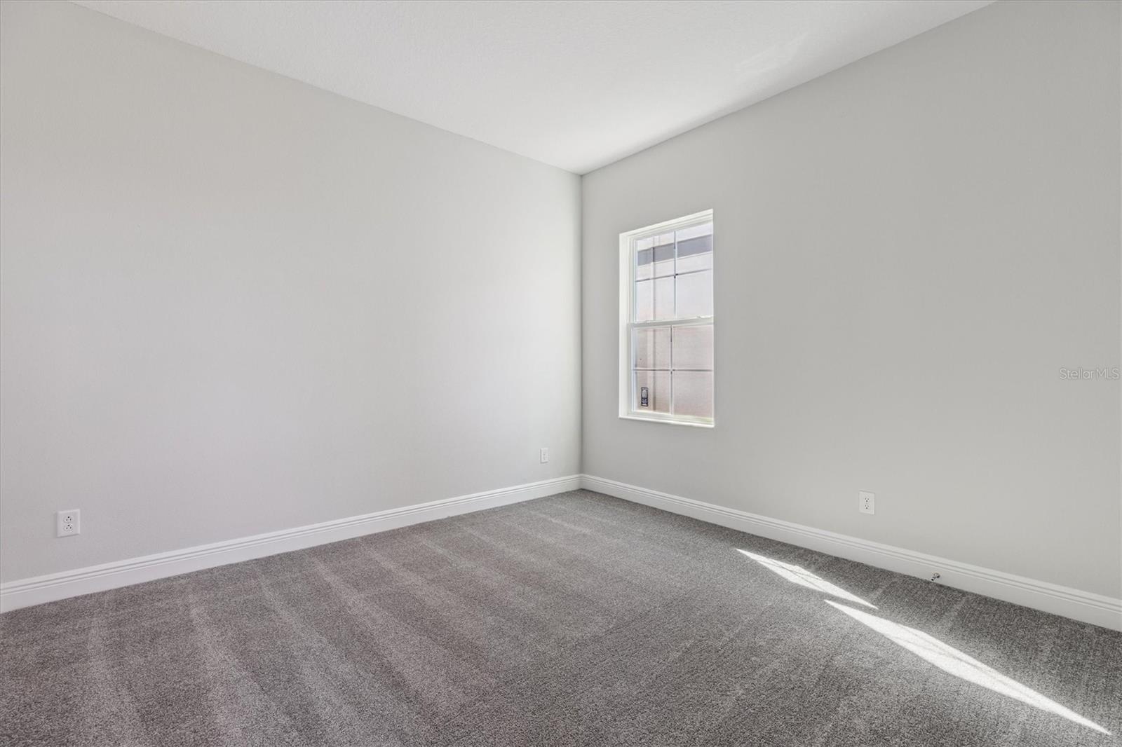 9711 Surrey Rose Dr Property Photo 26