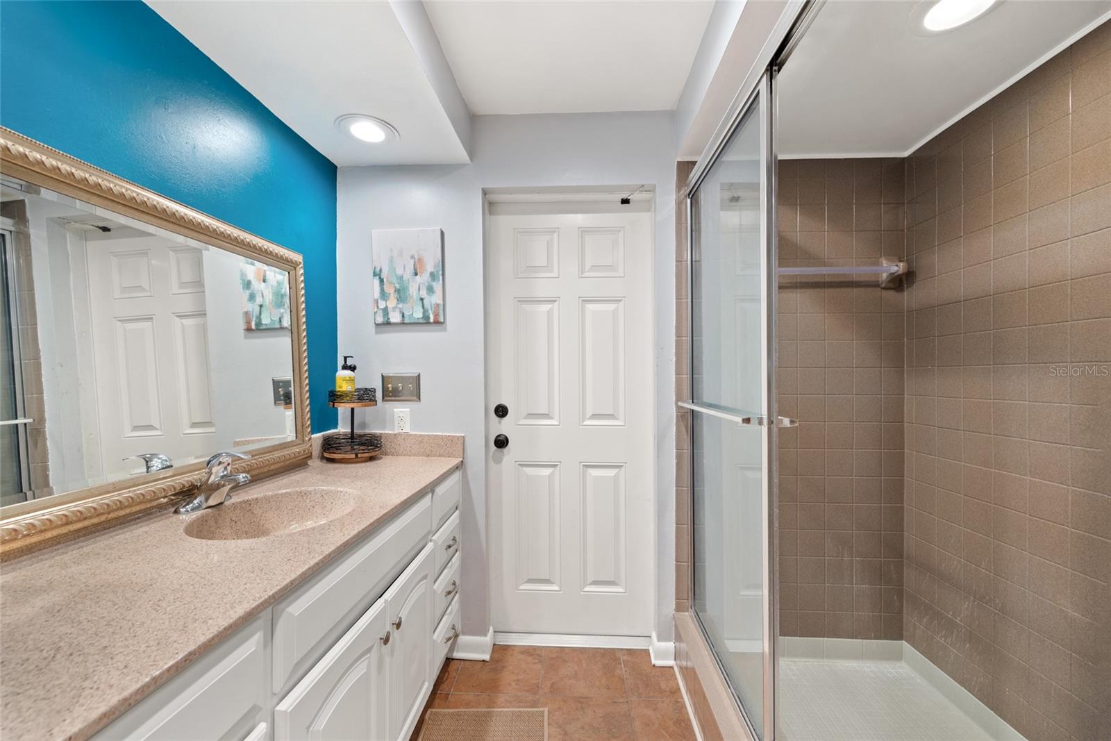 2674 Concorde Ct Property Photo 41
