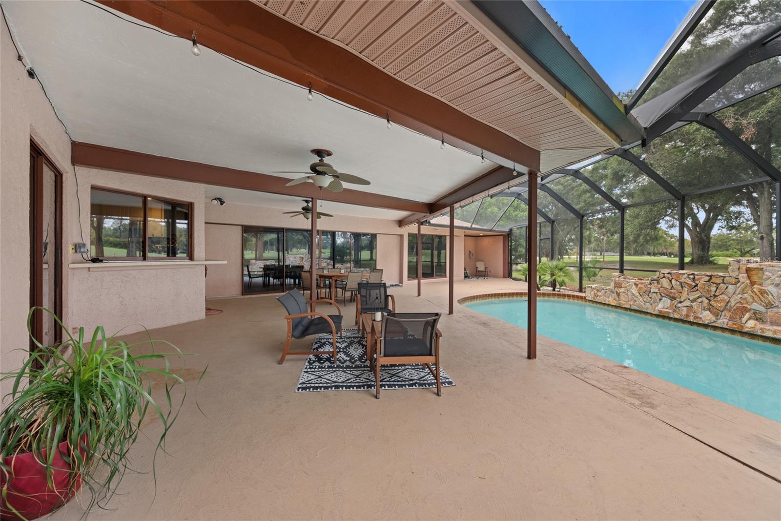 2674 Concorde Ct Property Photo 45