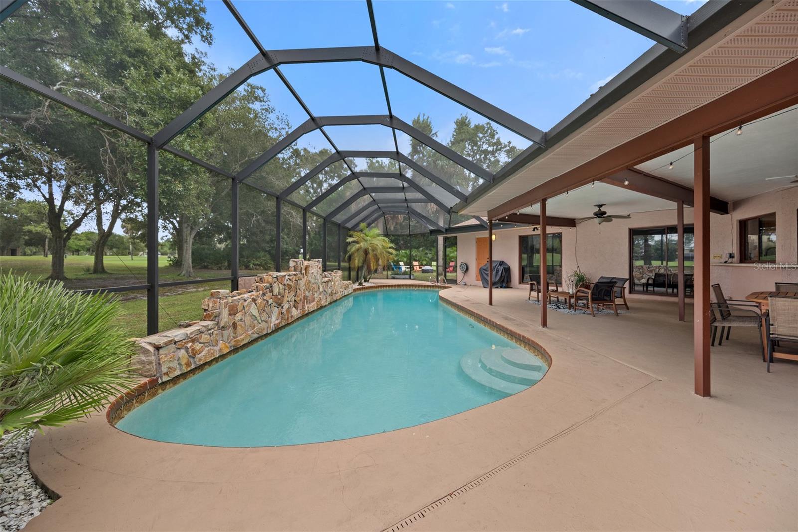 2674 Concorde Ct Property Photo 46