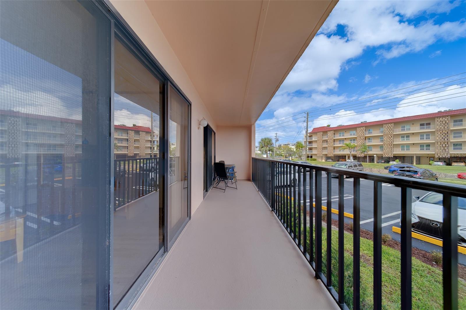 51 Island Way #101 Property Photo 41