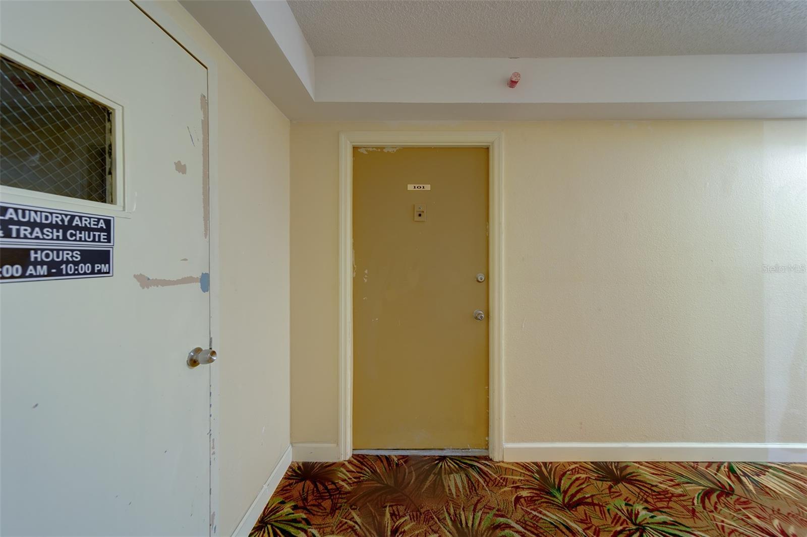 51 Island Way #101 Property Photo 64