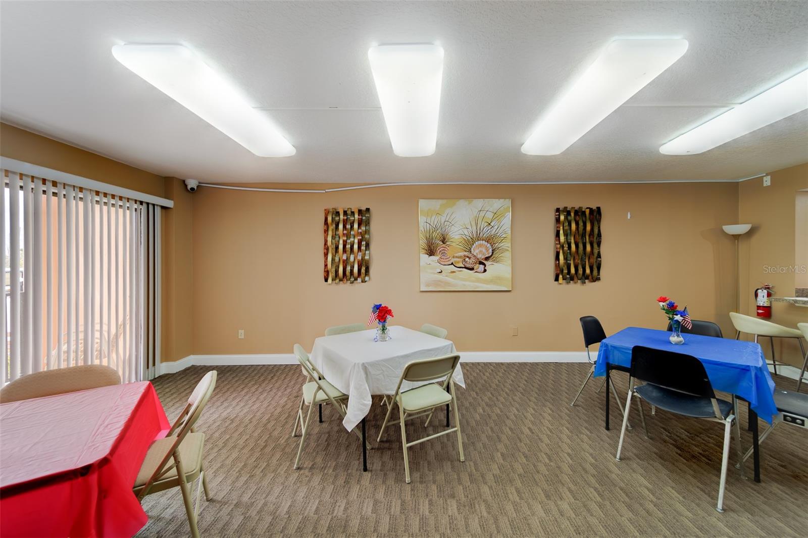 51 Island Way #101 Property Photo 68