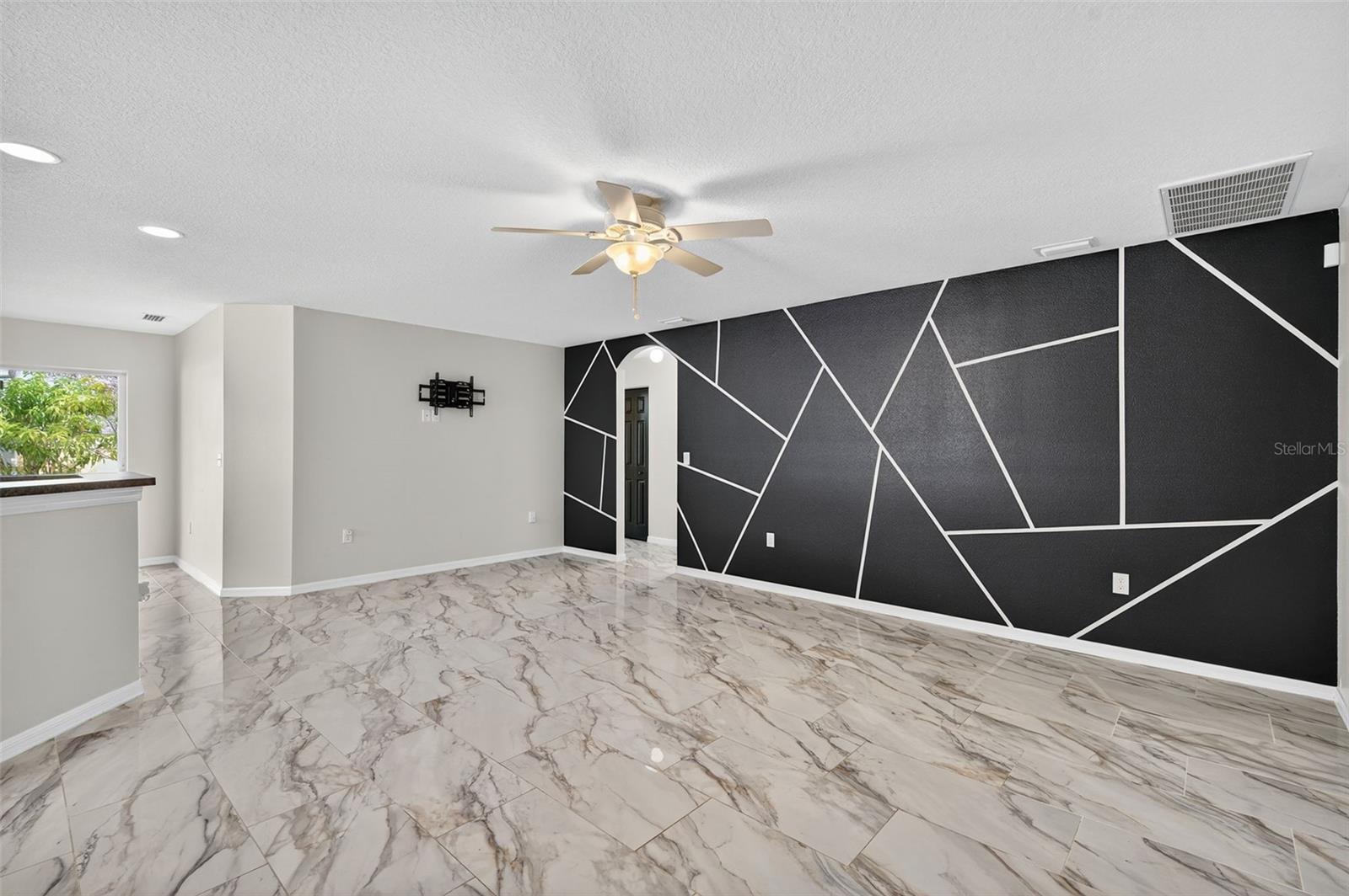 1426 Blossom Bayou Cir Property Photo 2