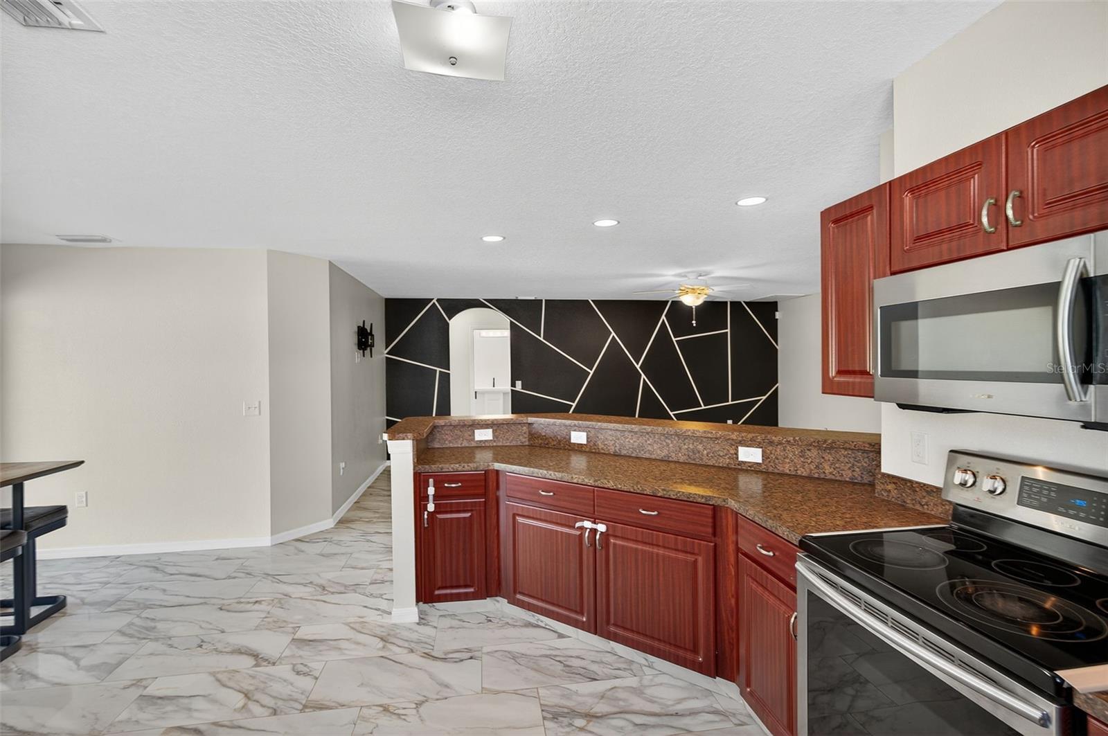 1426 Blossom Bayou Cir Property Photo 15