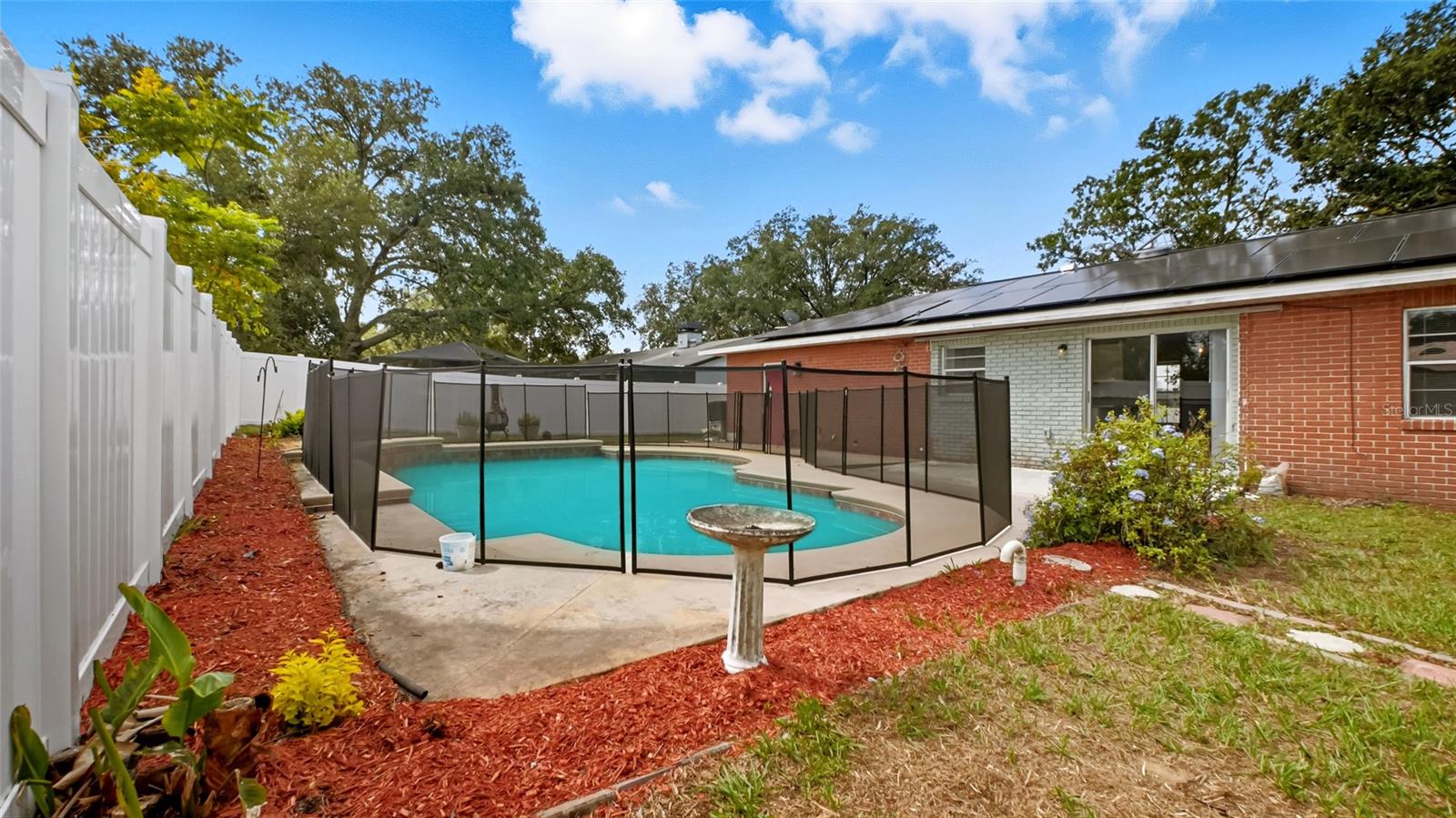 1404 Shadow Creek Pl Property Photo 2