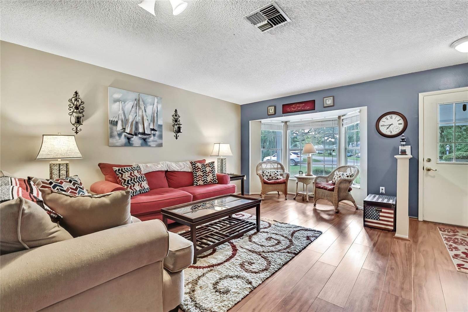 6517 Ocean Pines Ln Property Photo 4