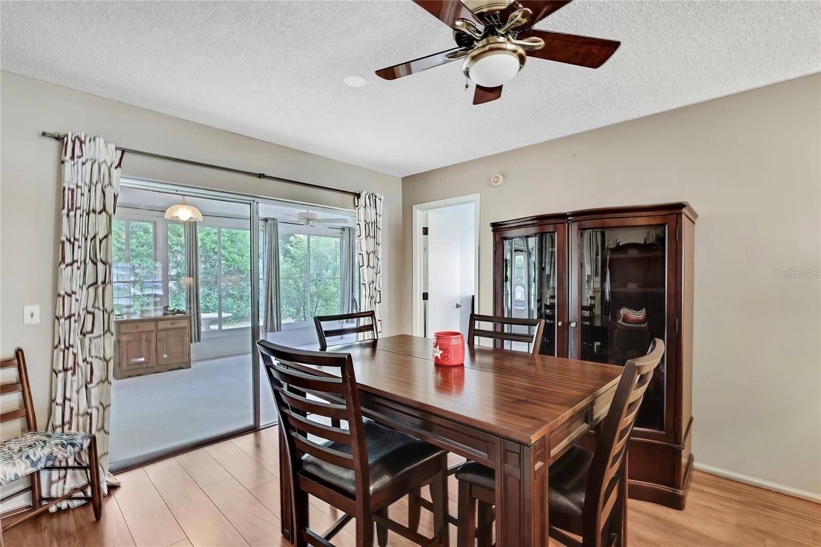 6517 Ocean Pines Ln Property Photo 6