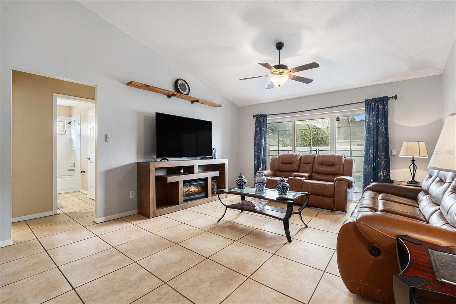 4704 Stove Pl Property Photo 4