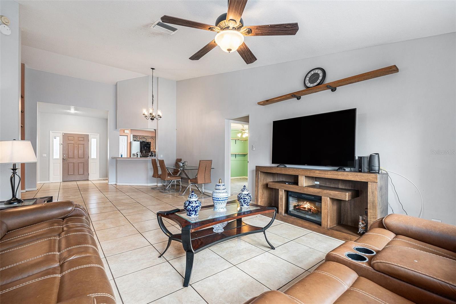 4704 Stove Pl Property Photo 6