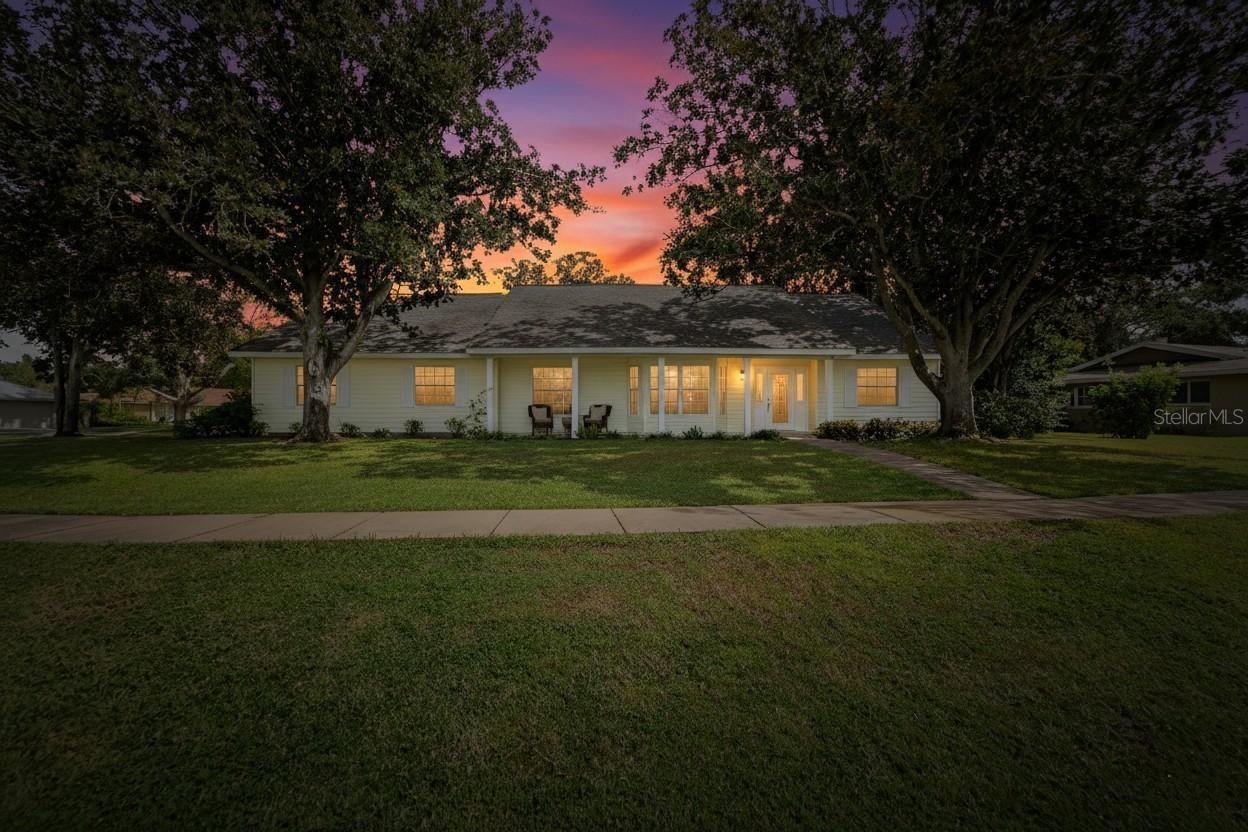 2873 Sea Pines Cir W Property Photo 2