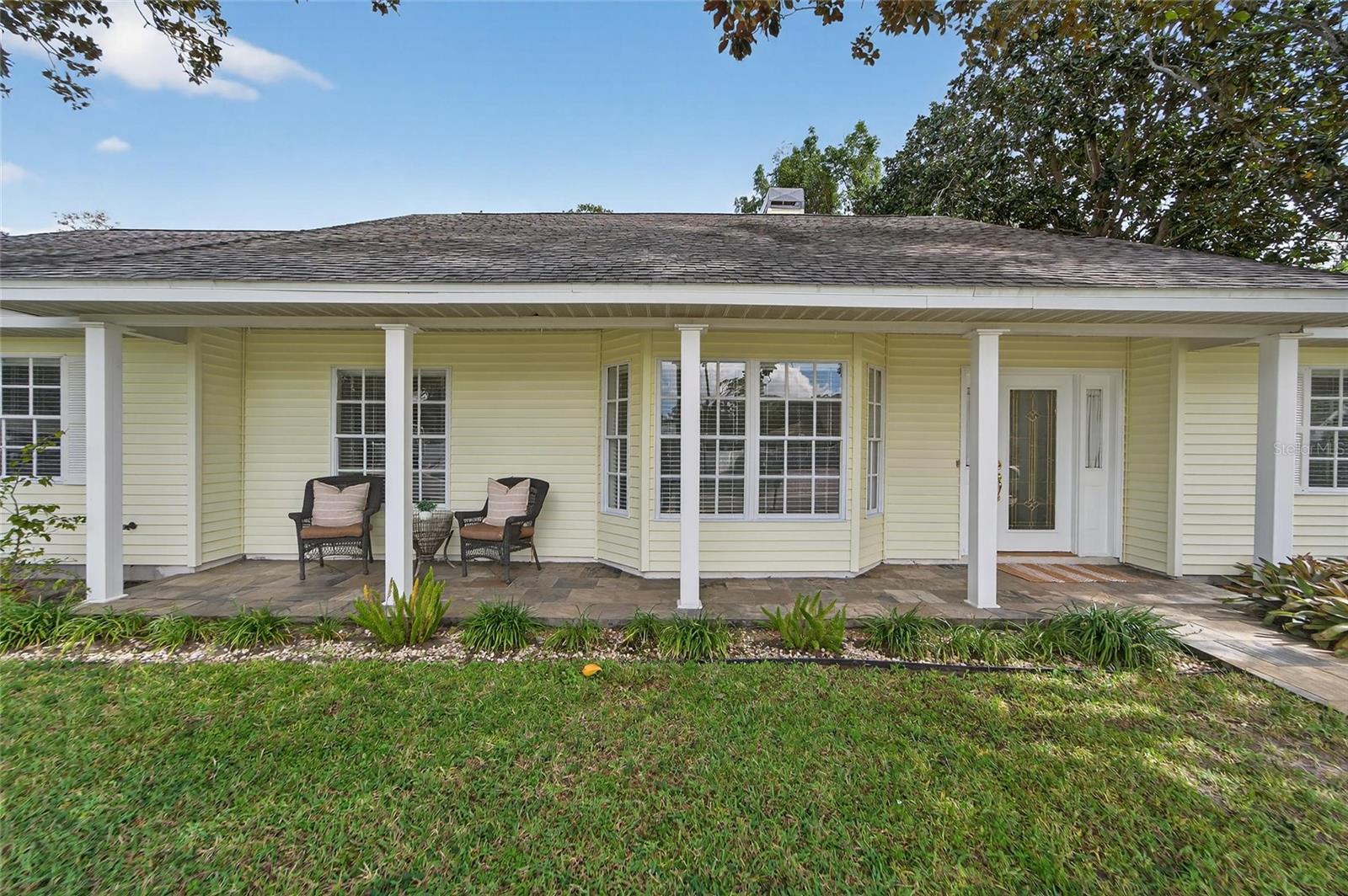 2873 Sea Pines Cir W Property Photo 3