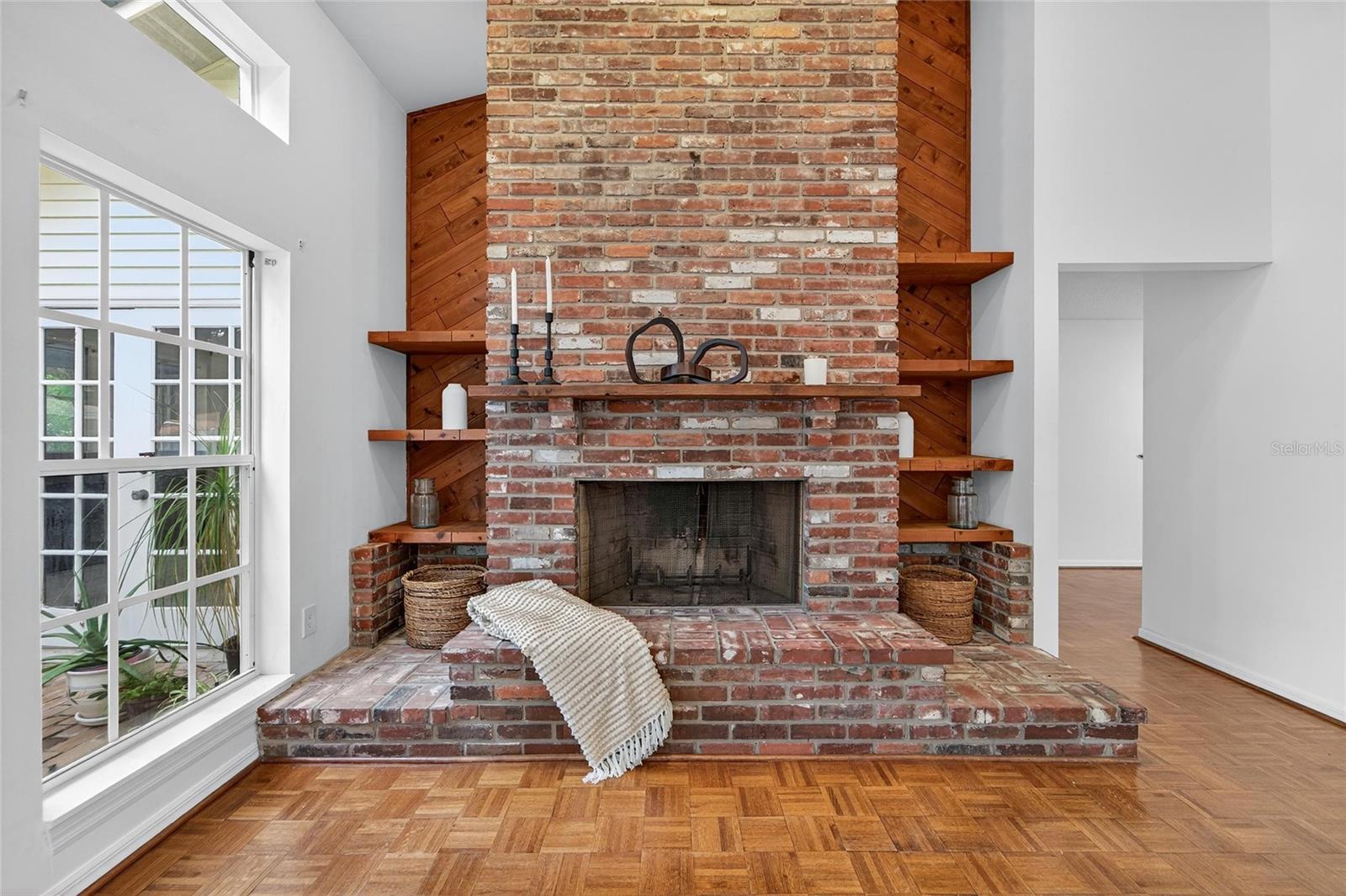 2873 Sea Pines Cir W Property Photo 16