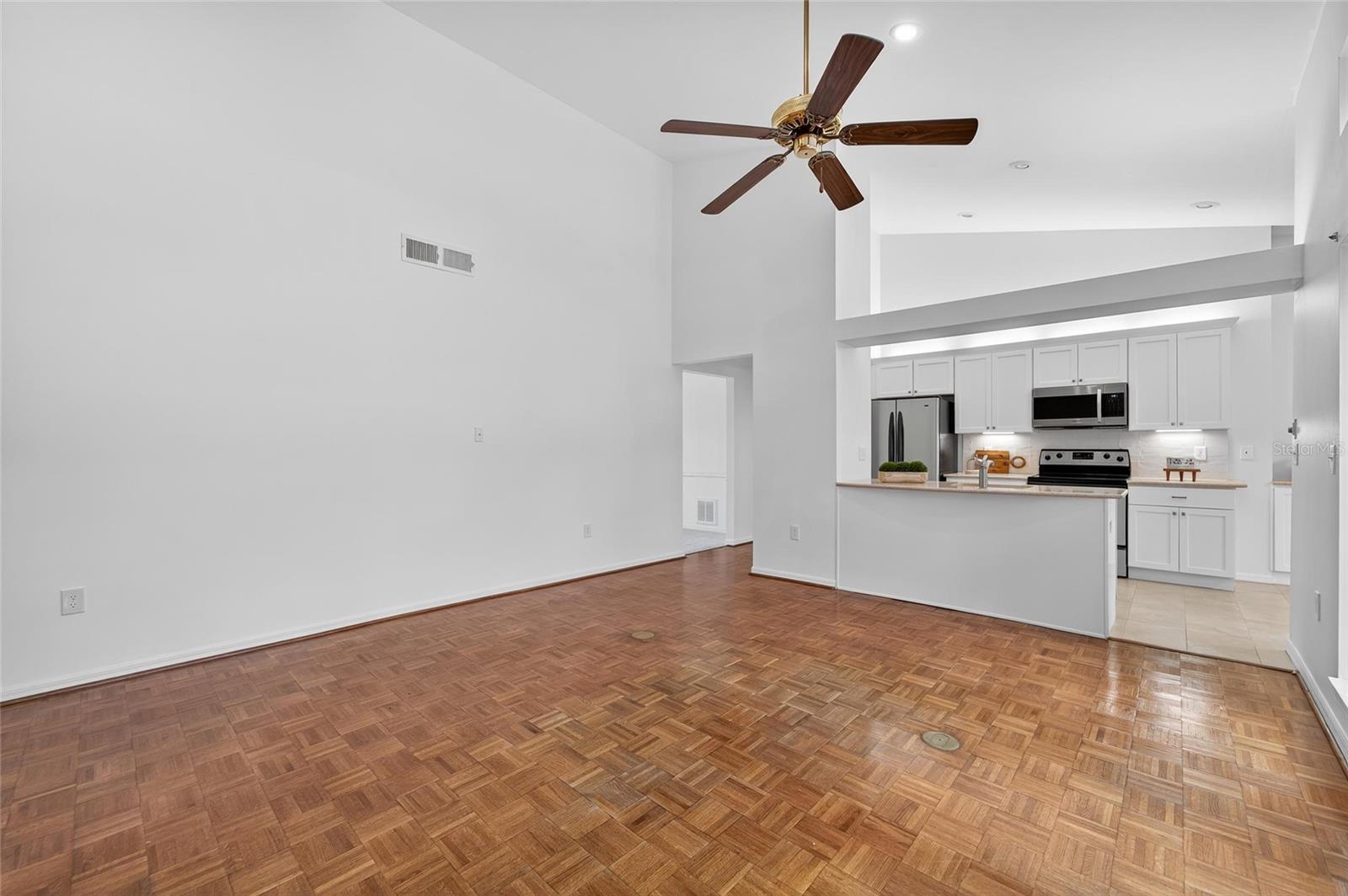 2873 Sea Pines Cir W Property Photo 17