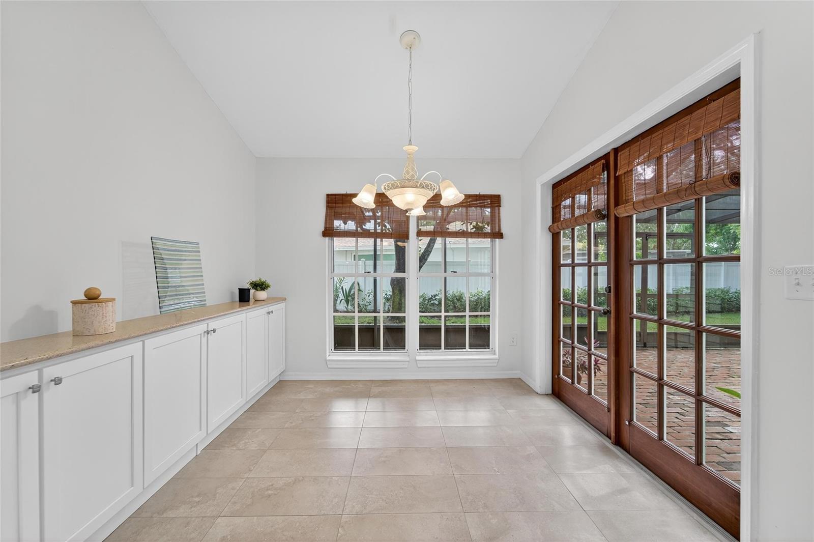 2873 Sea Pines Cir W Property Photo 25