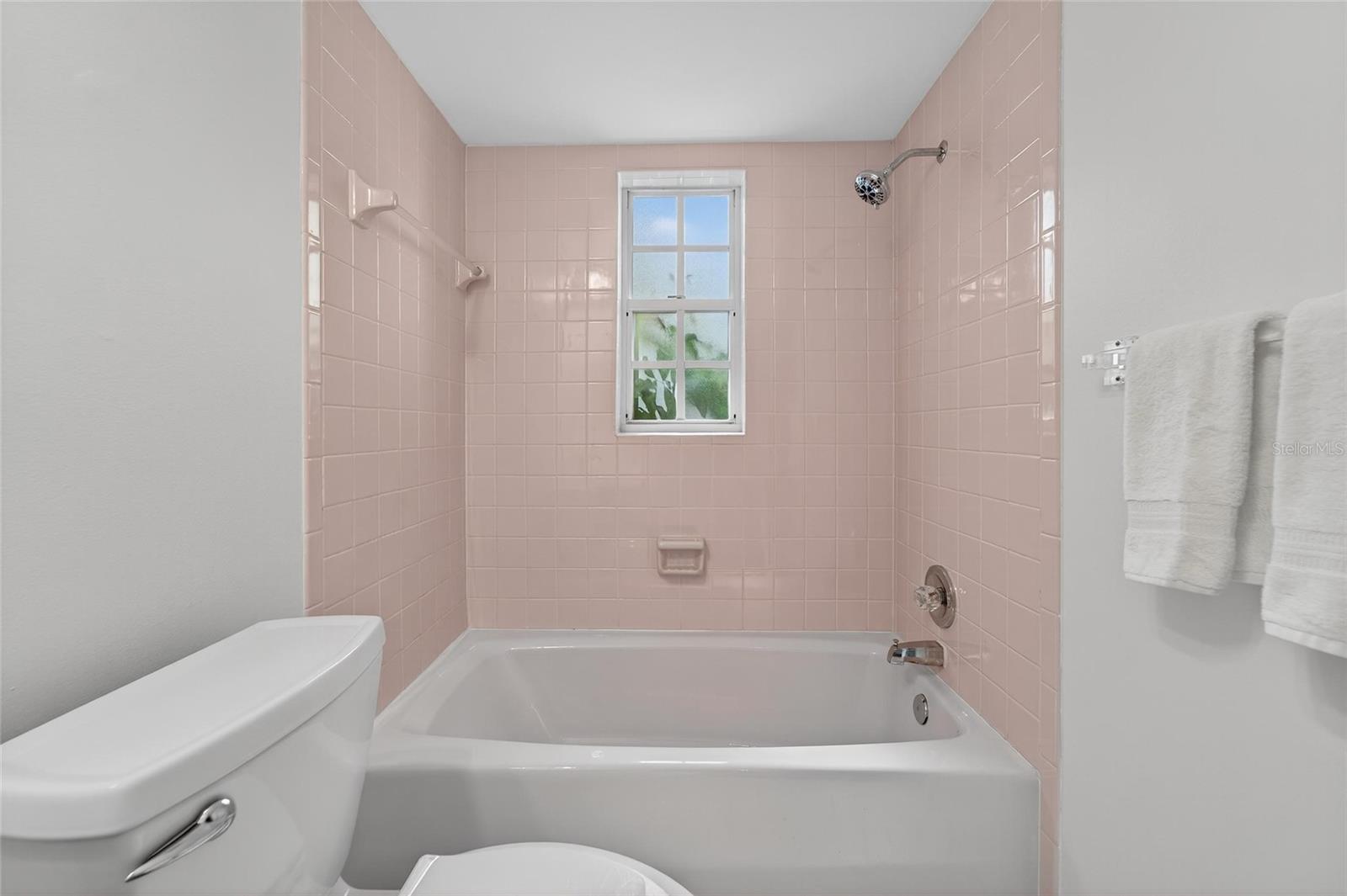 2873 Sea Pines Cir W Property Photo 34