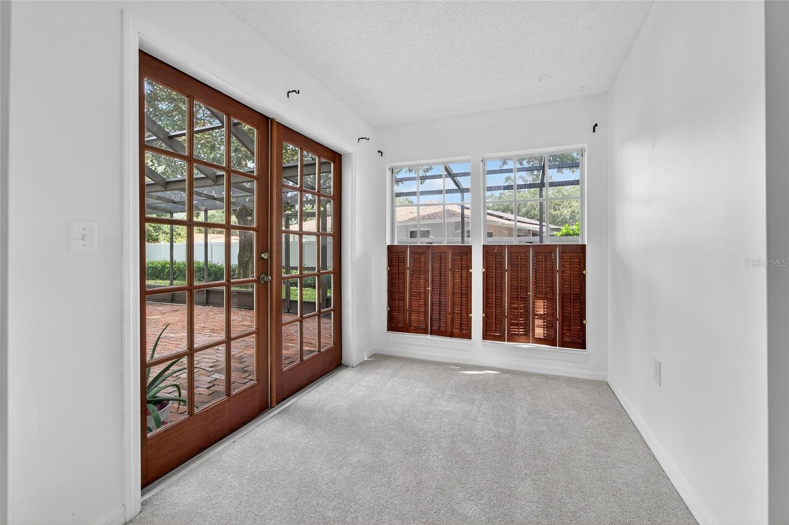 2873 Sea Pines Cir W Property Photo 40