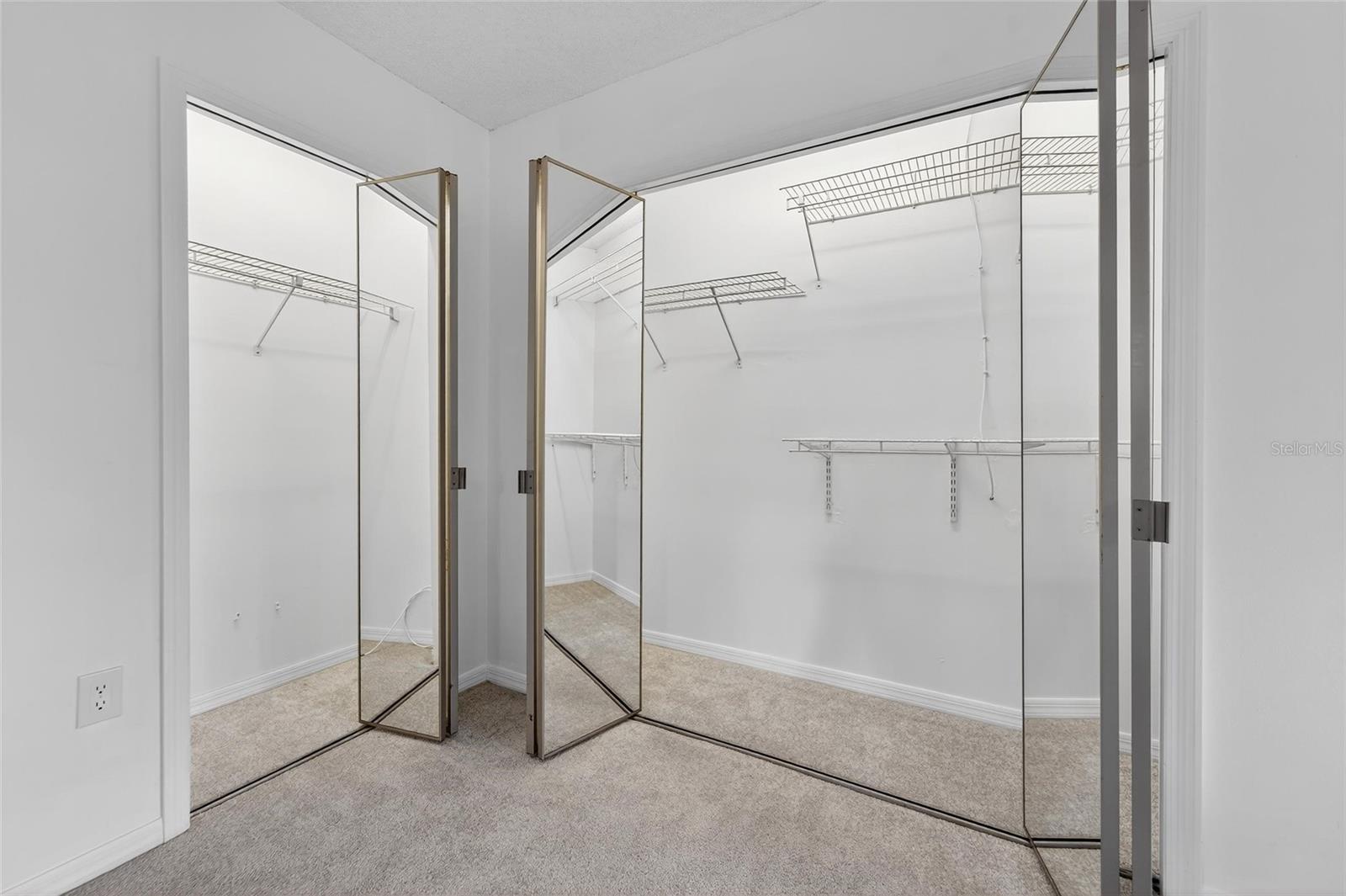 2873 Sea Pines Cir W Property Photo 42