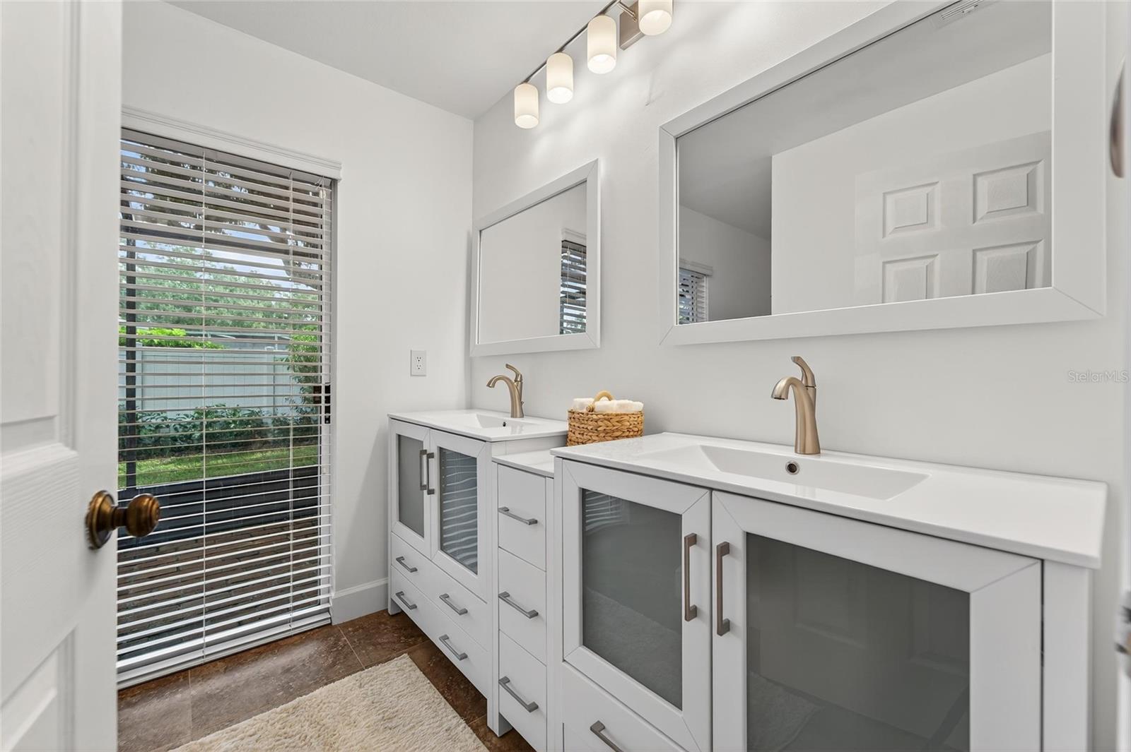 2873 Sea Pines Cir W Property Photo 43