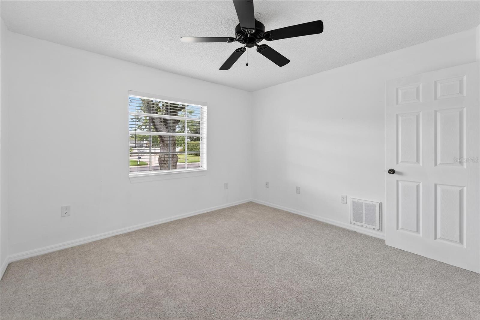 2873 Sea Pines Cir W Property Photo 49