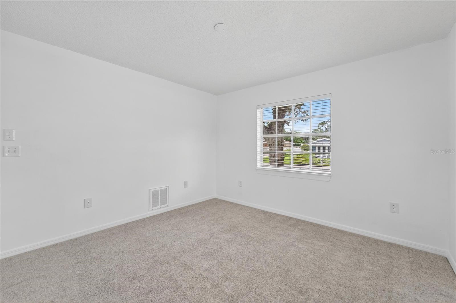 2873 Sea Pines Cir W Property Photo 52