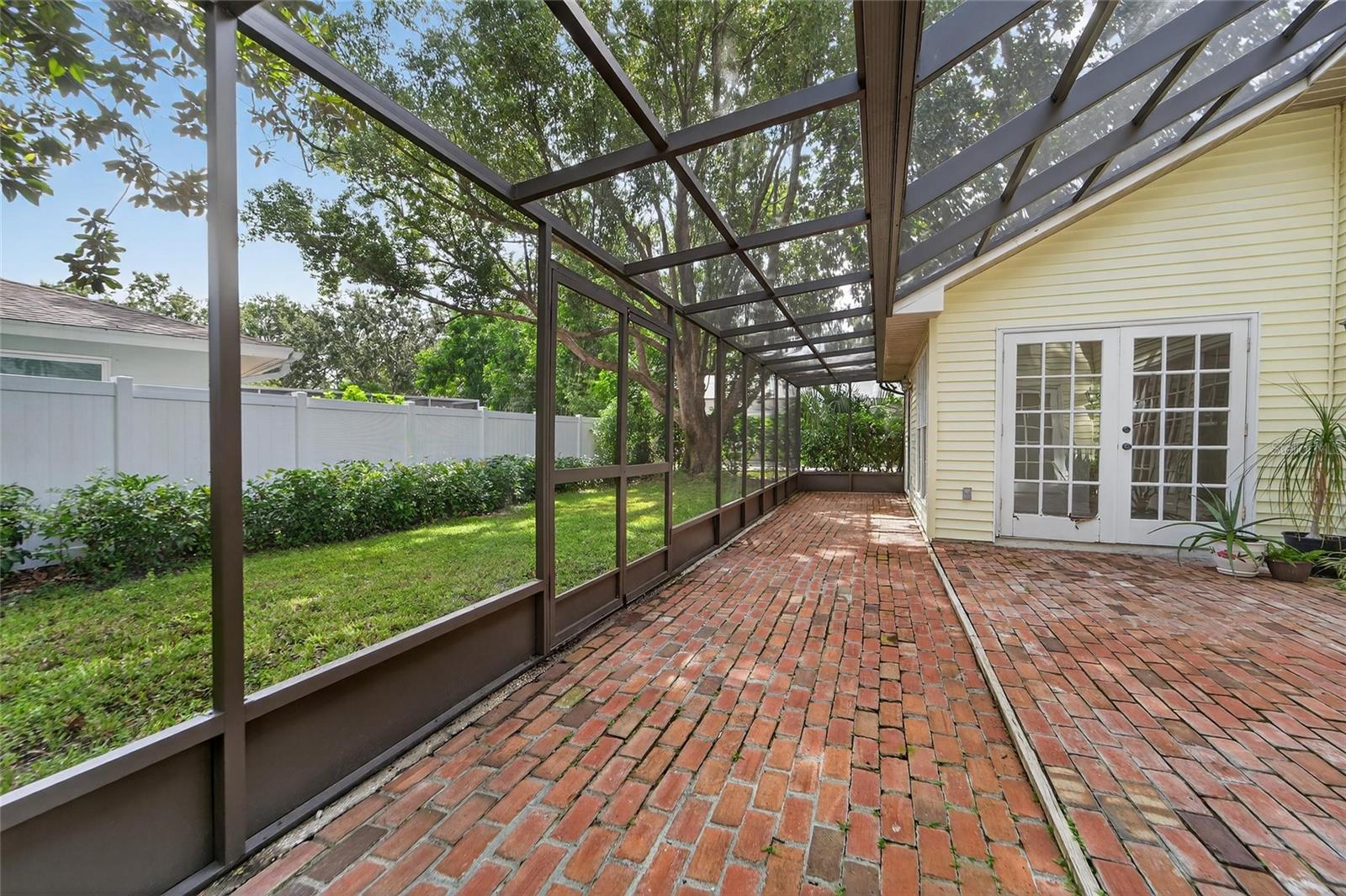 2873 Sea Pines Cir W Property Photo 66