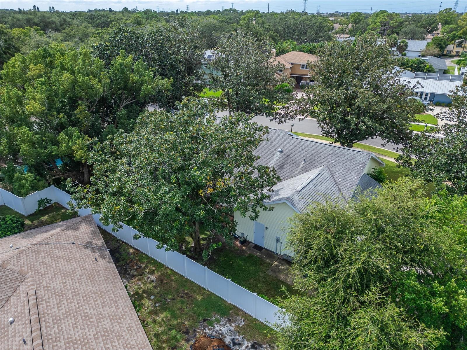 2873 Sea Pines Cir W Property Photo 97