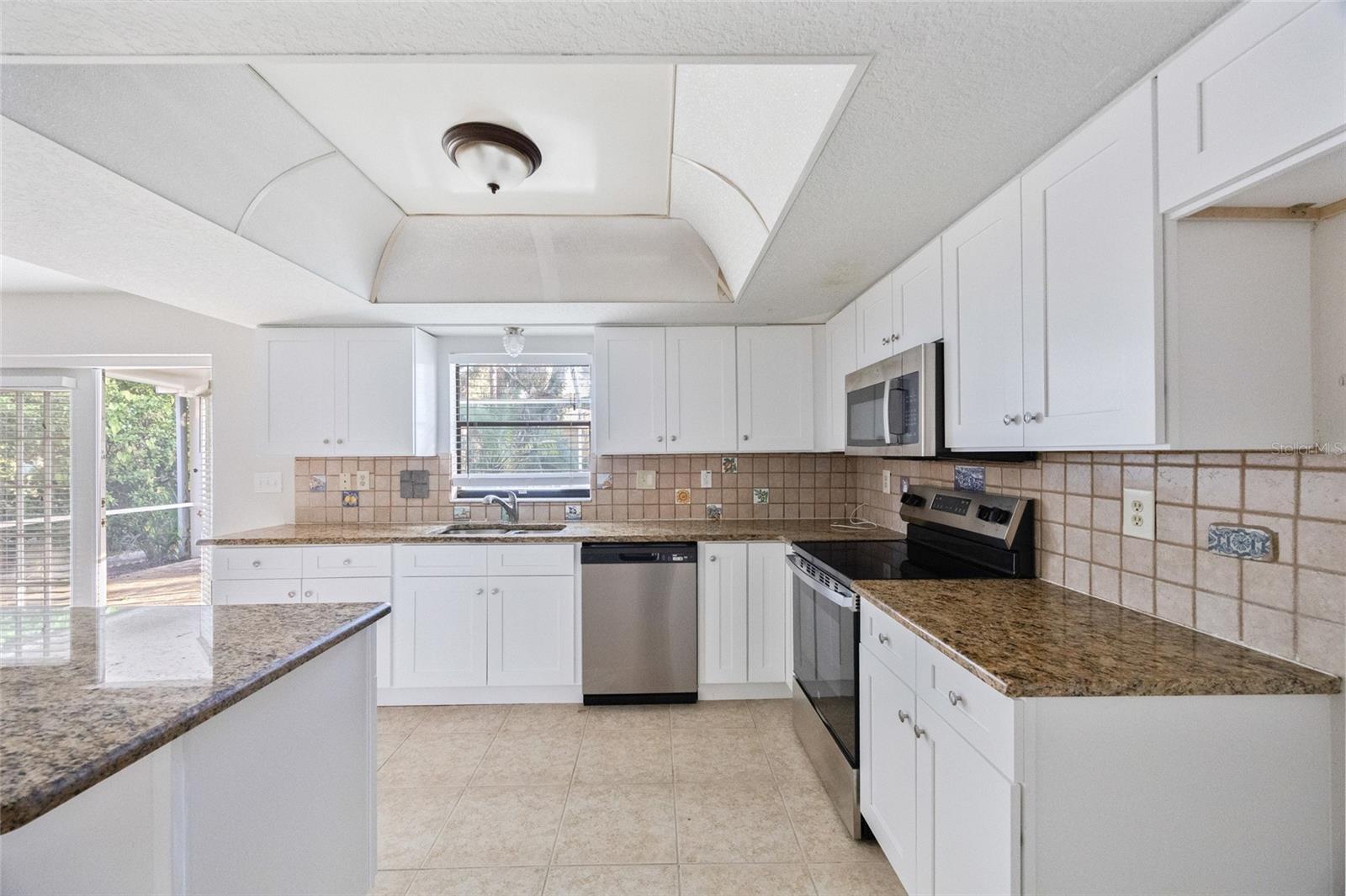 4369 Marine Pkwy Property Photo 10