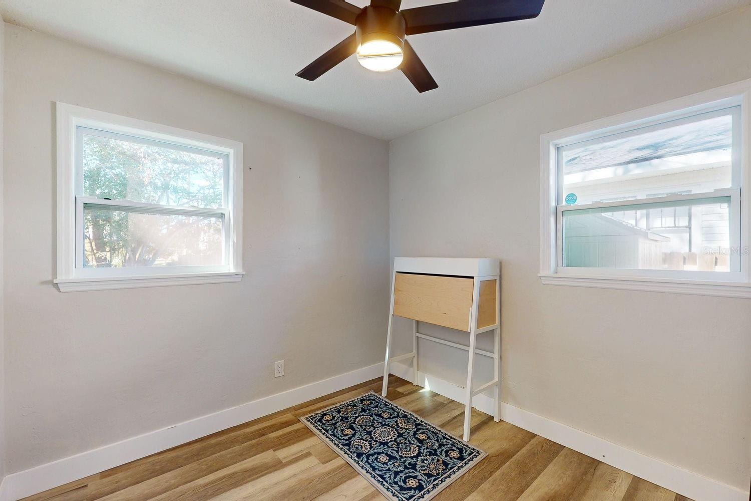 827 26th Ave S Property Photo 28