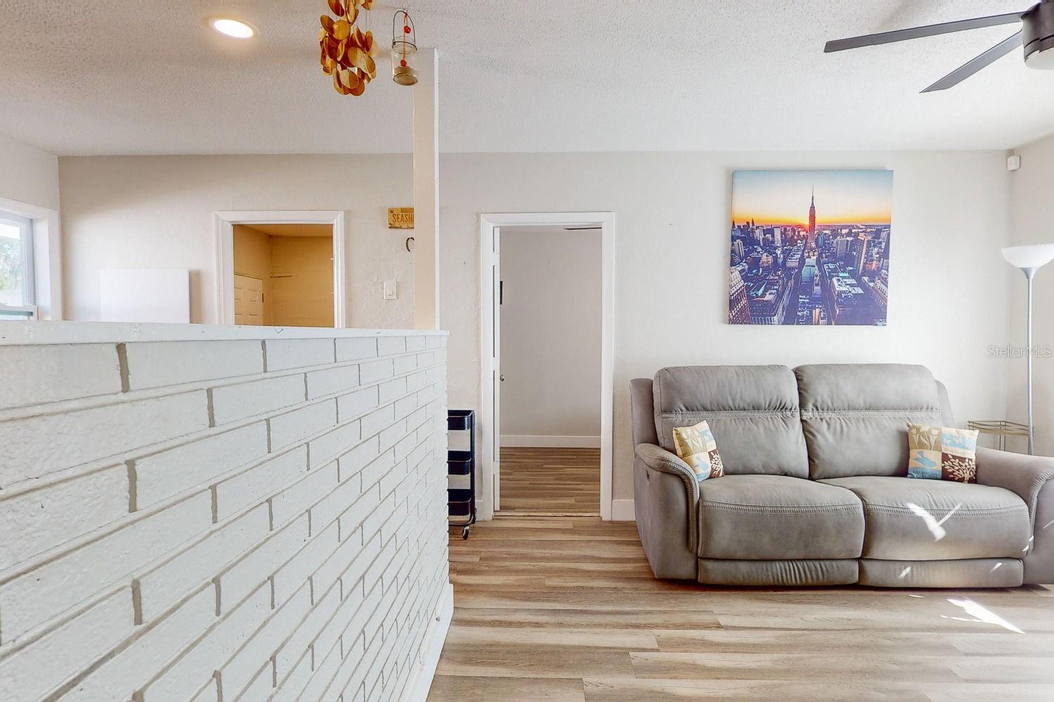 827 26th Ave S Property Photo 33