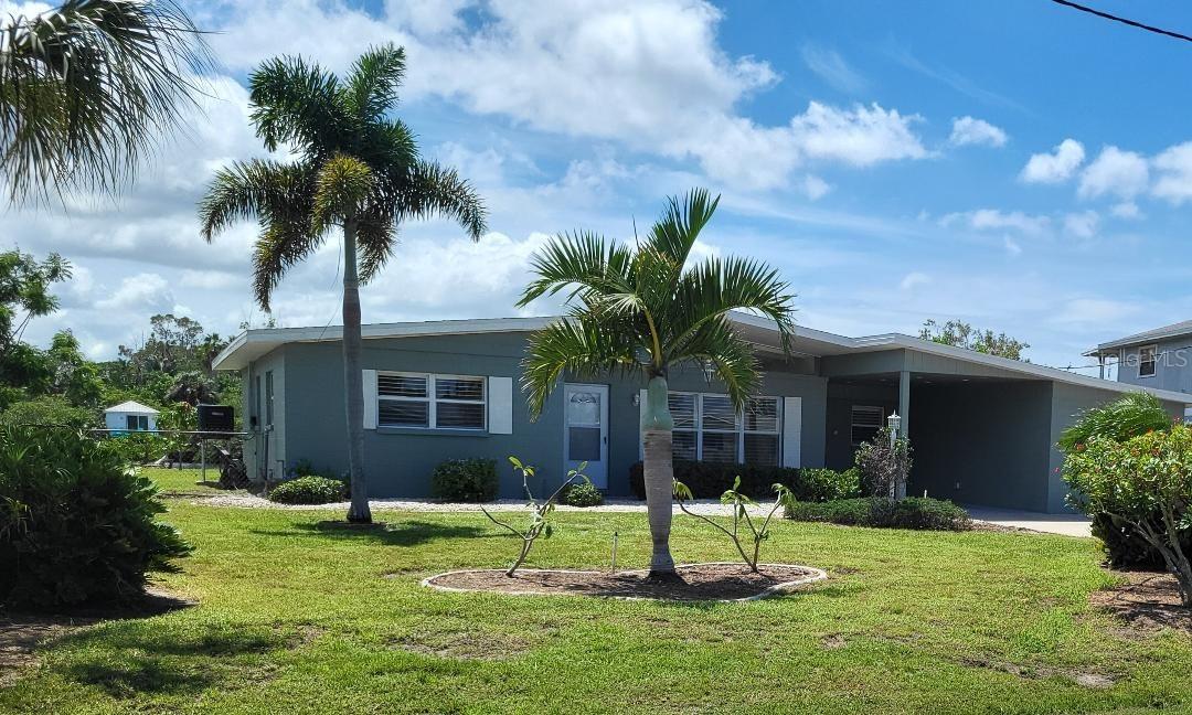 828 Blue Heron Blvd Property Photo 1