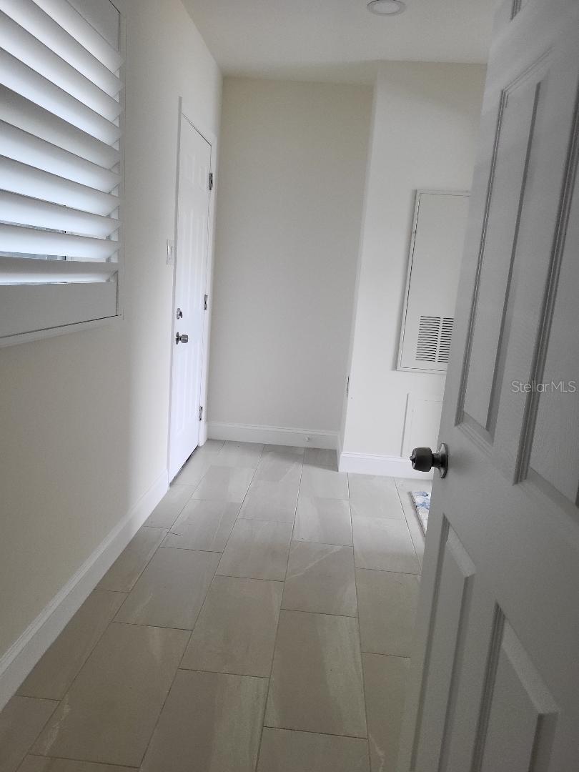 828 Blue Heron Blvd Property Photo 17