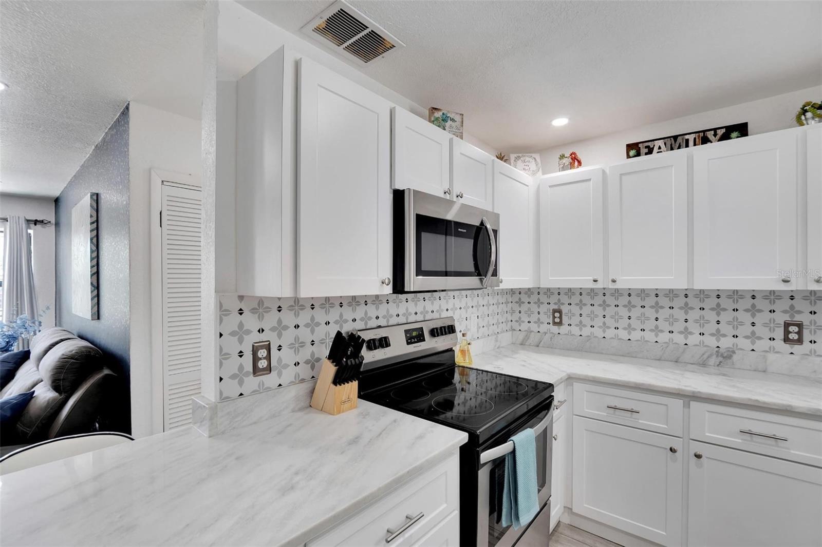 4731 W Montgomery Ave Property Photo 37