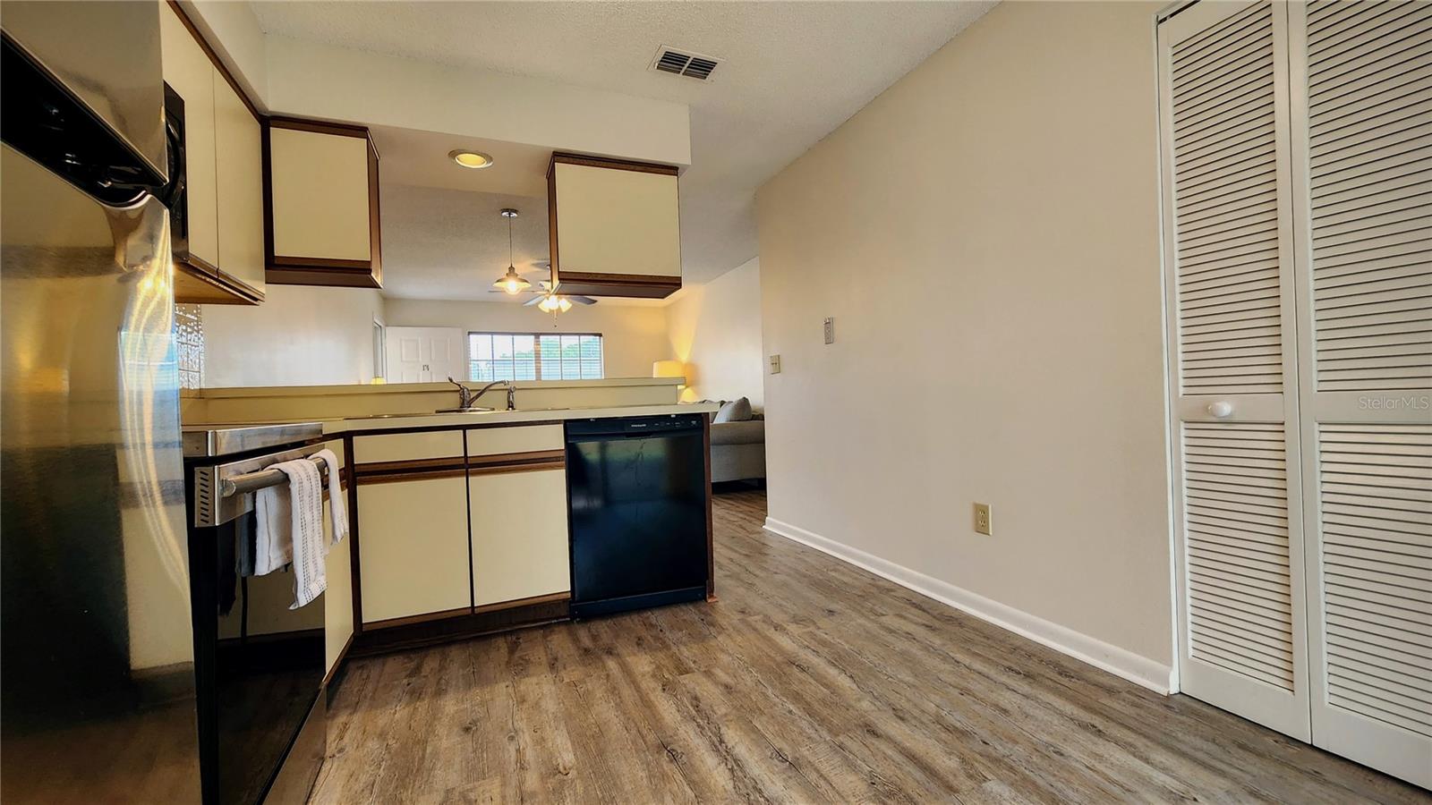6440 Spring Flower Dr #14 Property Photo 9
