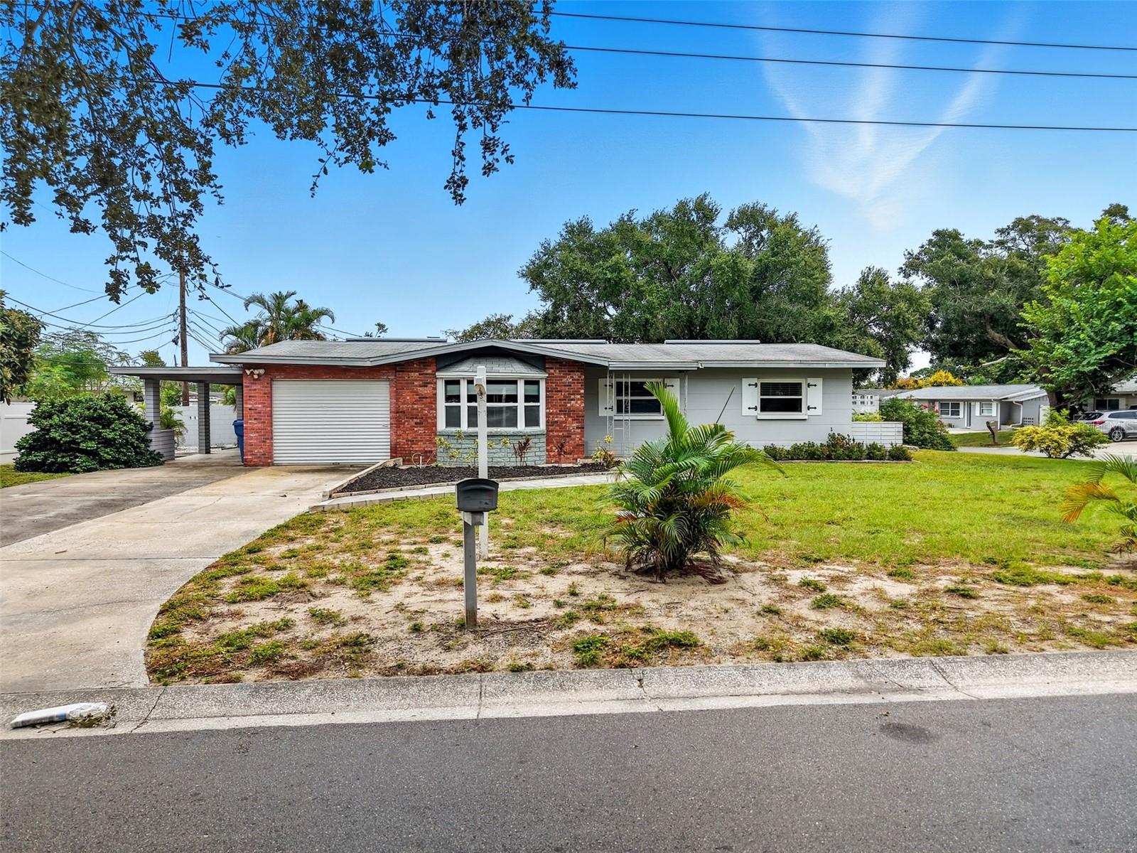 12361 114th St Property Photo 1