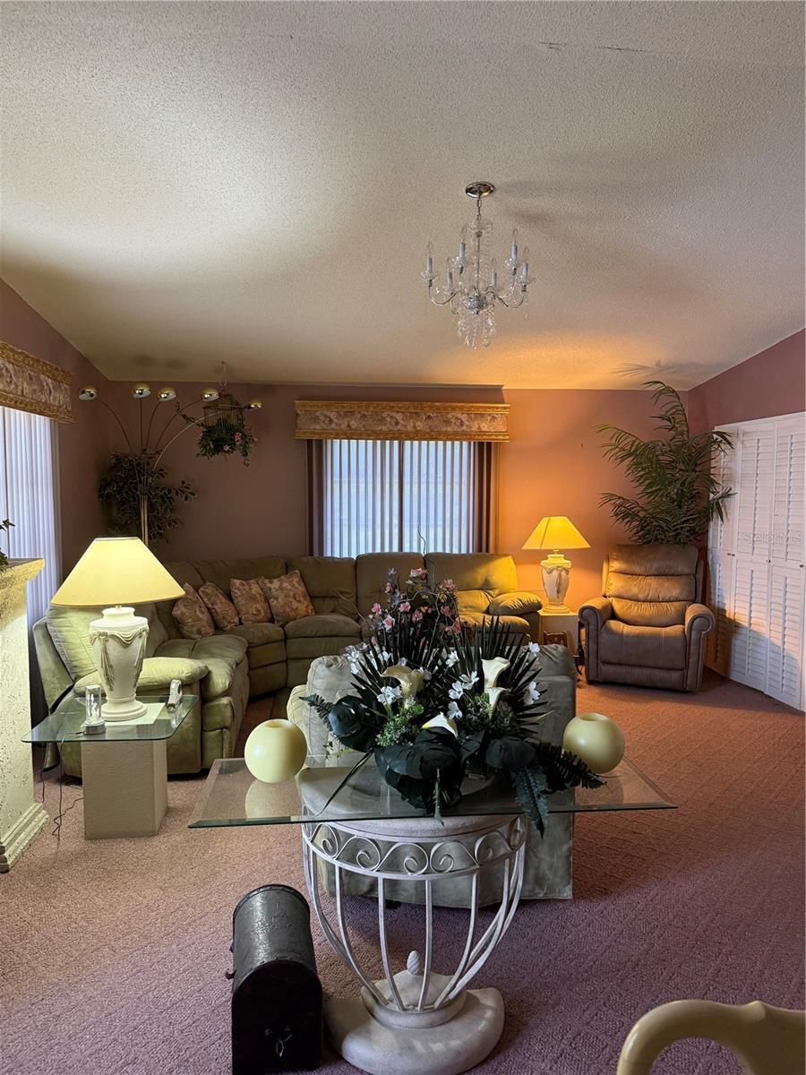 7309 Eleanor Cir #7309 Property Photo 5