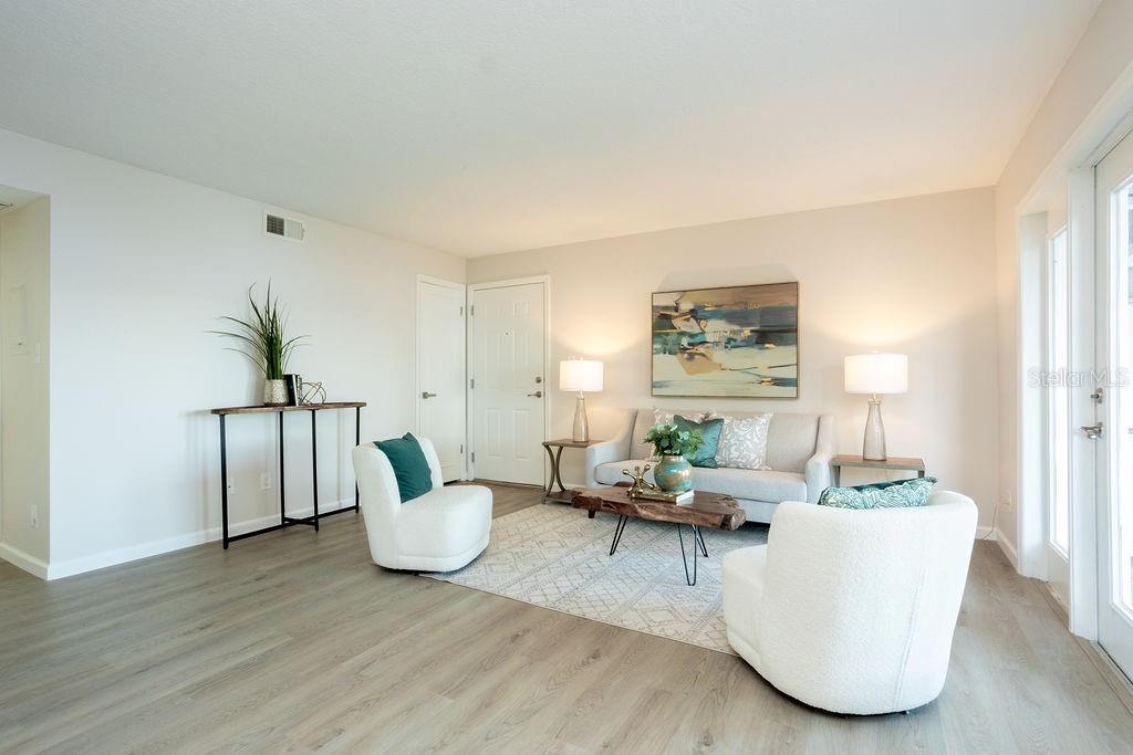 247 Pompano Dr Se #b Property Photo 7