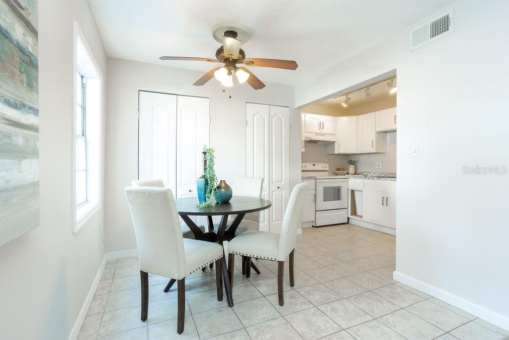 247 Pompano Dr Se #b Property Photo 10